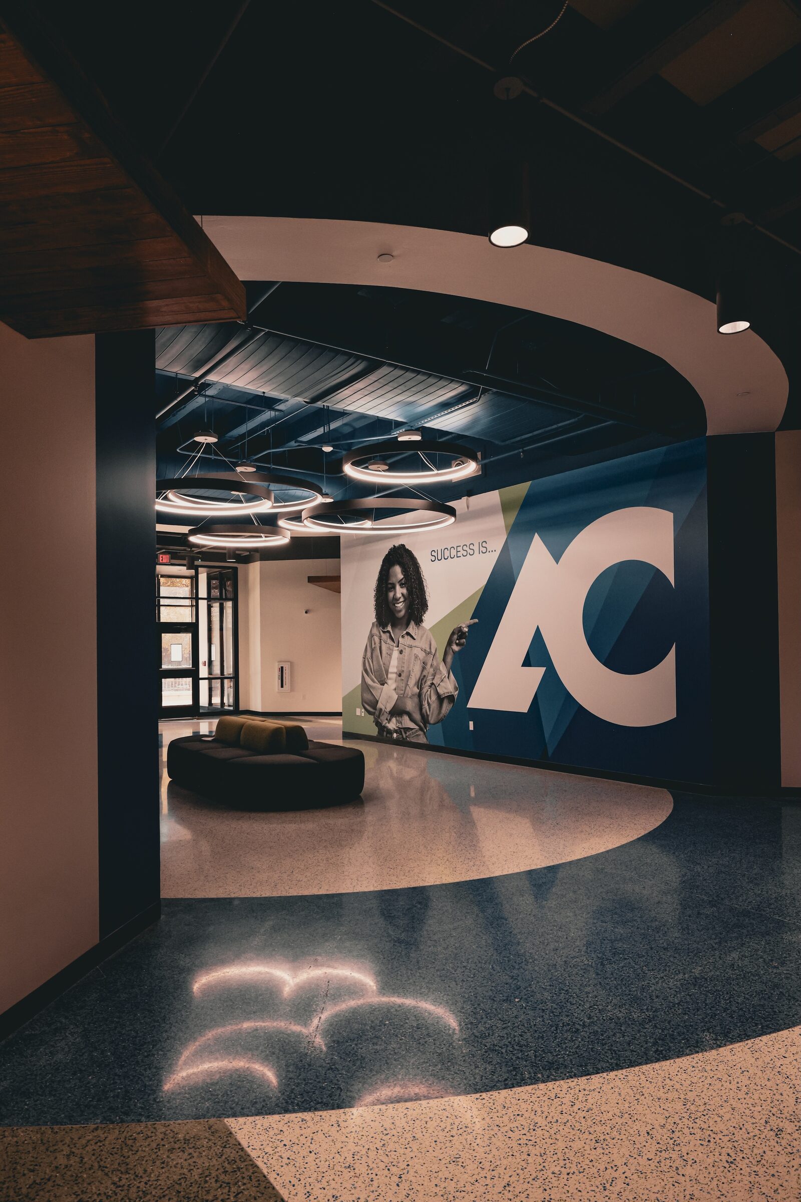 Amarillo College Ware Student Commons Interior