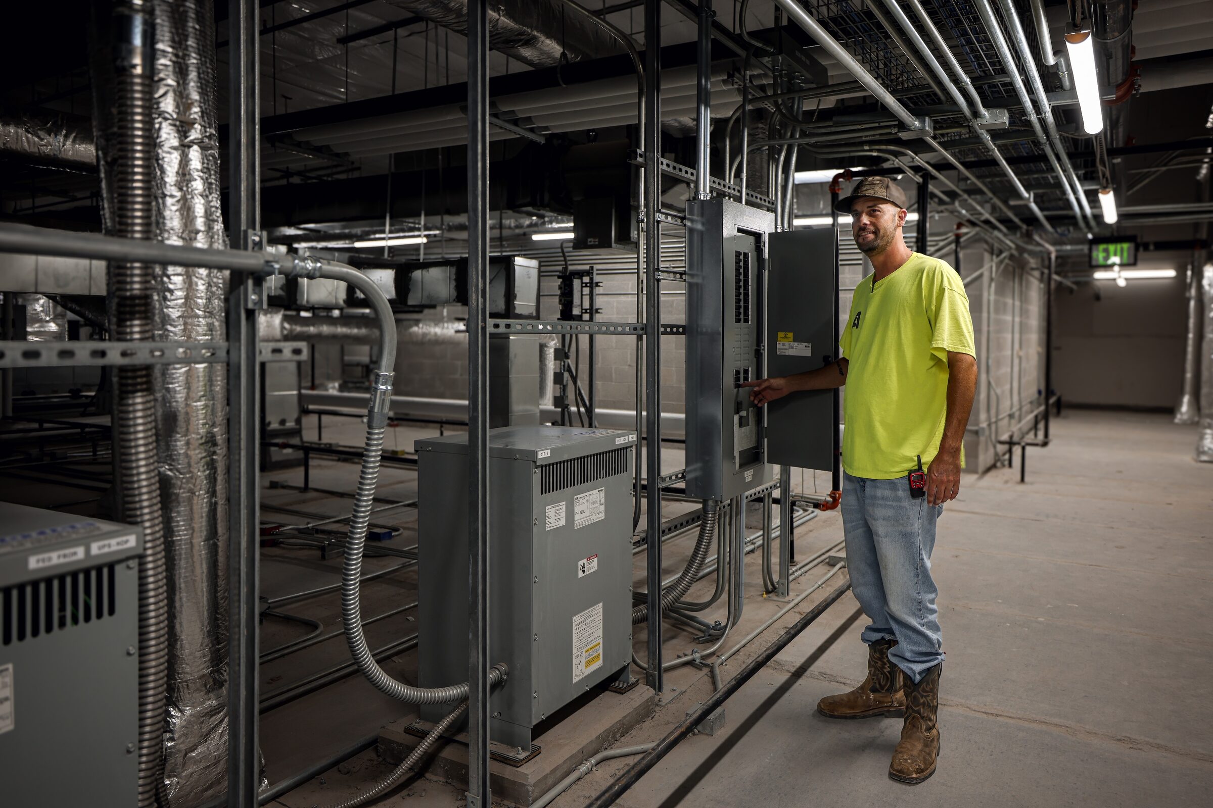 A1 Electric Crew - Ward Co